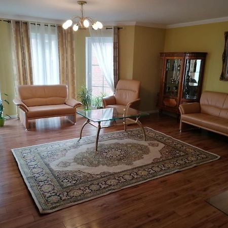 Grosses 4 Zimmer Apartment Naehe Messe Hannover Exteriör bild