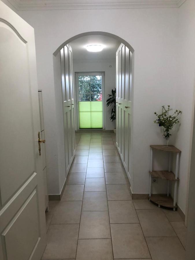 Grosses 4 Zimmer Apartment Naehe Messe Hannover Exteriör bild