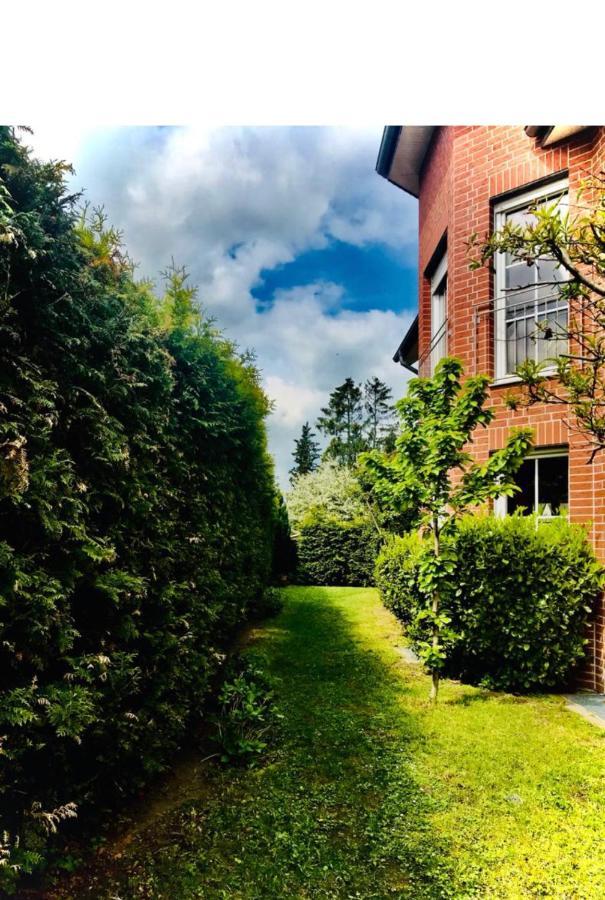 Grosses 4 Zimmer Apartment Naehe Messe Hannover Exteriör bild